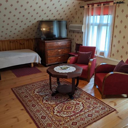 Avinurme Hostel Екстериор снимка