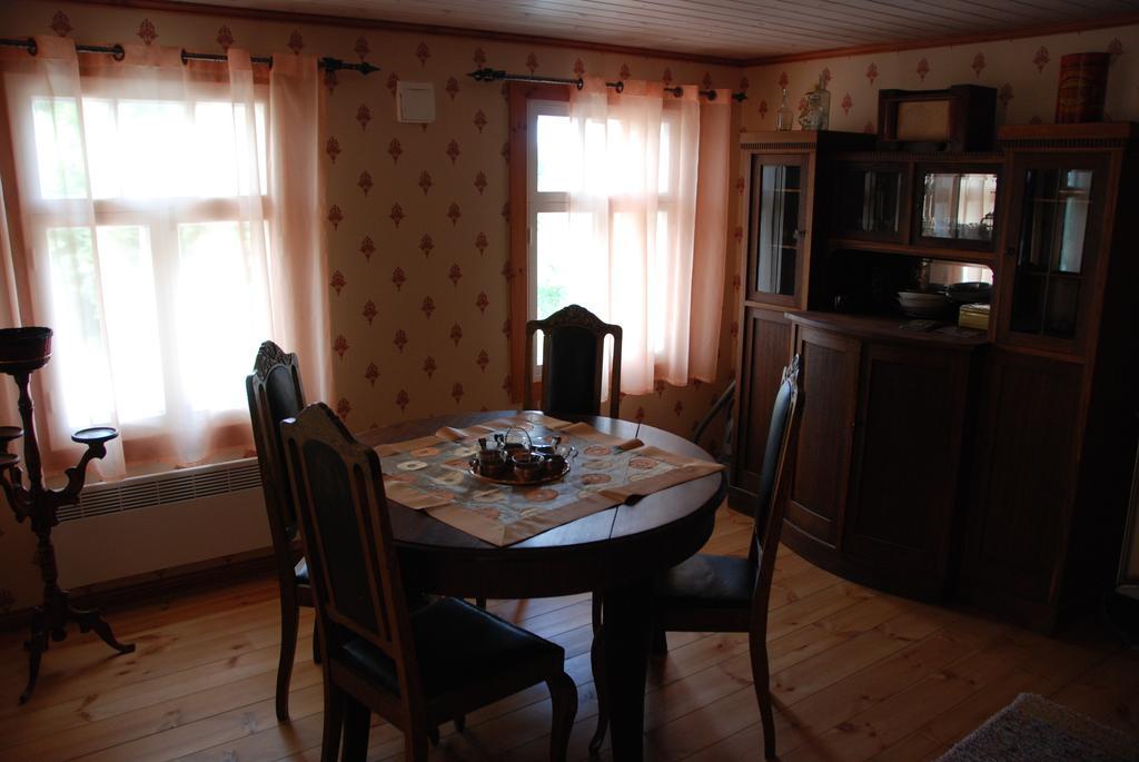 Avinurme Hostel Стая снимка
